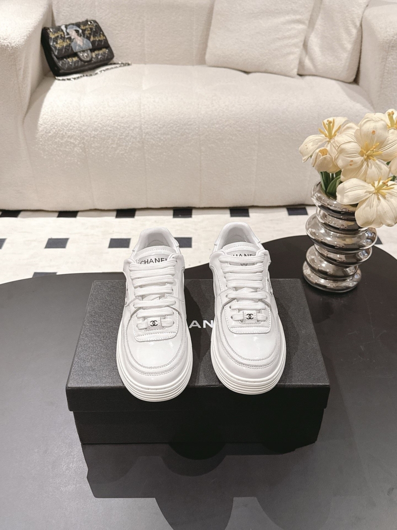 Ch**el sneakers
